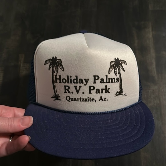 Vintage Cameo Holiday Palms R.V. Park Snap Back Trucker Hat - Picture 1 of 4
